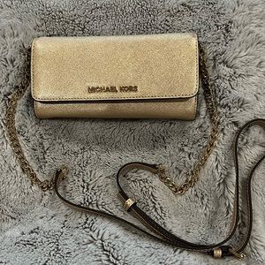 Michael Michael Kors Crossbody Wallet